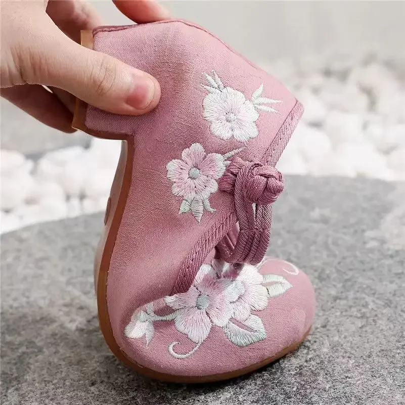 Chinese Embroidered Shoes Women High Heels Cheongsam National Style Mother Shoes Spring and Autumn Old Beijing Cloth Shoes