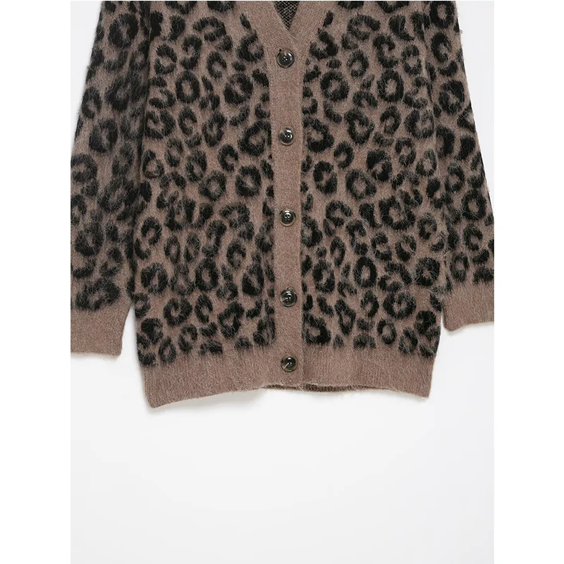 Knitted Cardigan Coats 2025 New Fashion Leopard Print Warm Sweater Women's Youth Autumn Street Travel Women's Cardigan Sweater