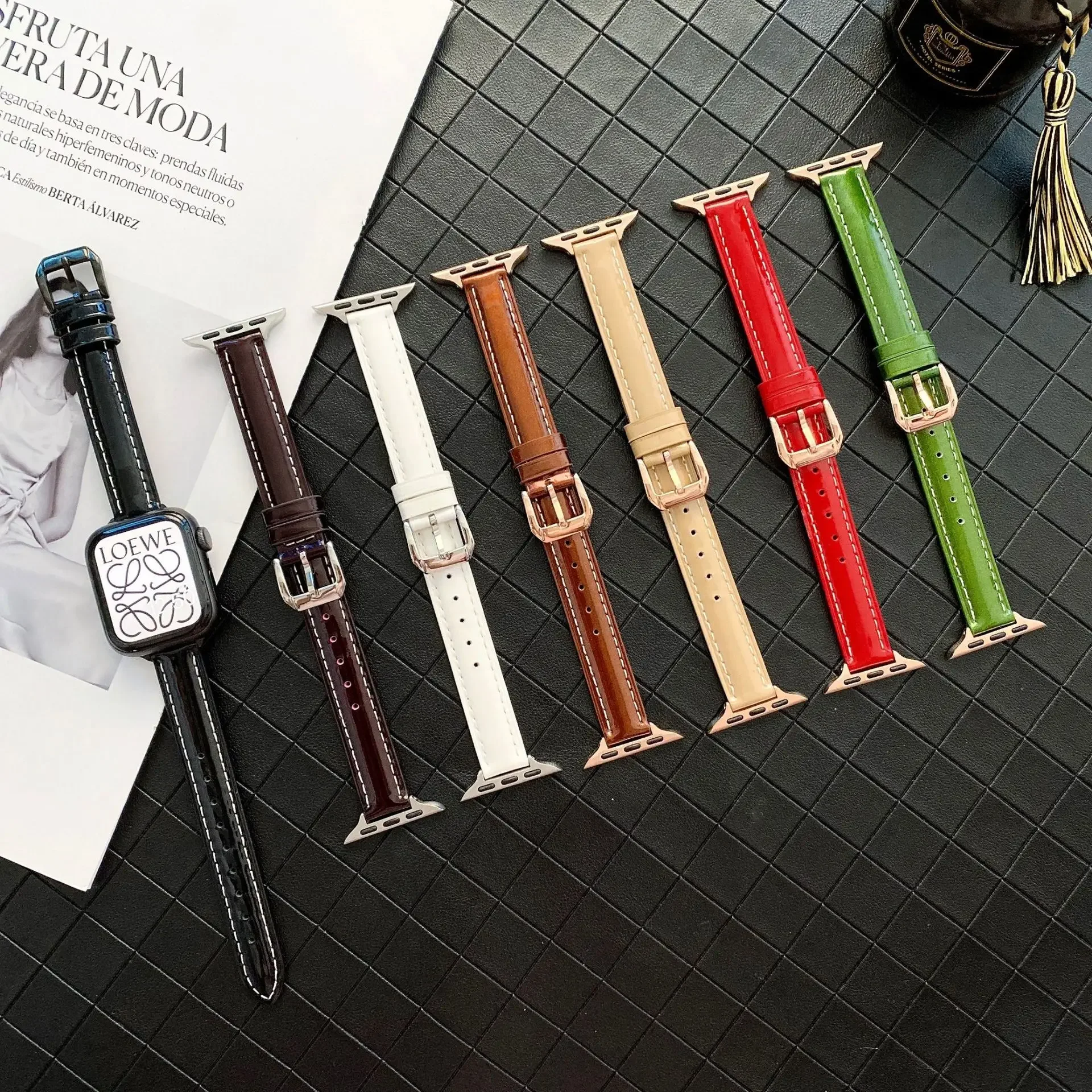 shiny leather Watch Strap for Apple Watch iwatch 8 7 6 5 4 3 SE Watchband 38mm 40mm 41mm Replace Wrist Strap 42mm 44mm 45mm