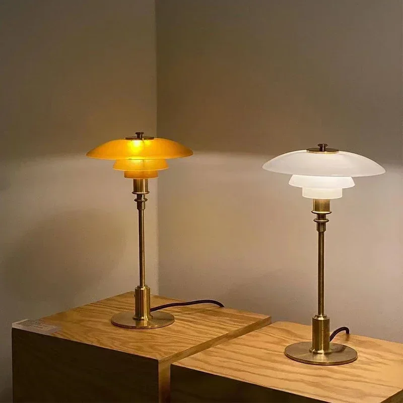 Lampe de table LED en verre design danois moderne, lecture de chevet, chambre à coucher, salon, décor d'étude, expédition sous 48 heures