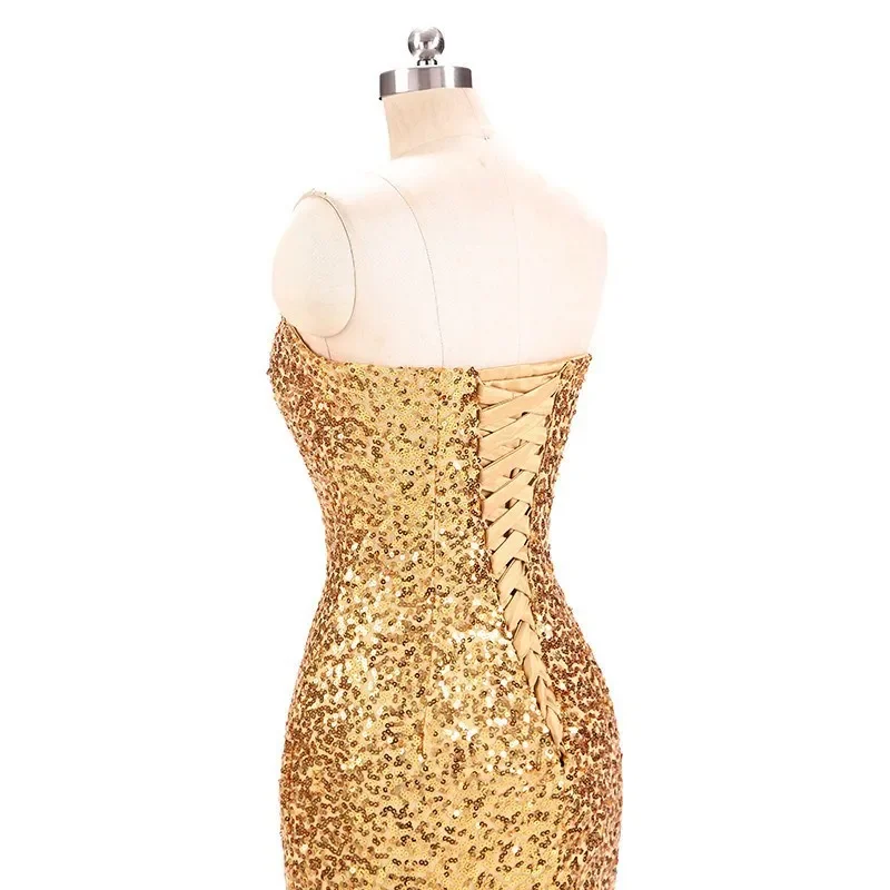 Si tratta di Yiiya Abito da sera personalizzato Paillettes dorate Senza spalline Sirena Robe De Soiree Pavimento-lunghezza Abito formale da donna V091