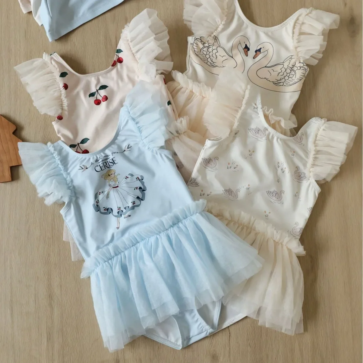 2025 New Summer Toddlers Girls Princess Cute Swimwear Printed Backless Beach Bikini Children Two-piece Swimsuits view 5