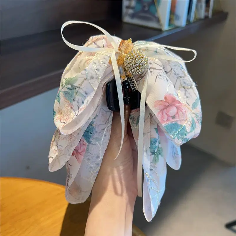 

Water Diamond Shining National Style Pattern Gripping Multi Layer Fabric Bow New Headwear for Women Beautiful