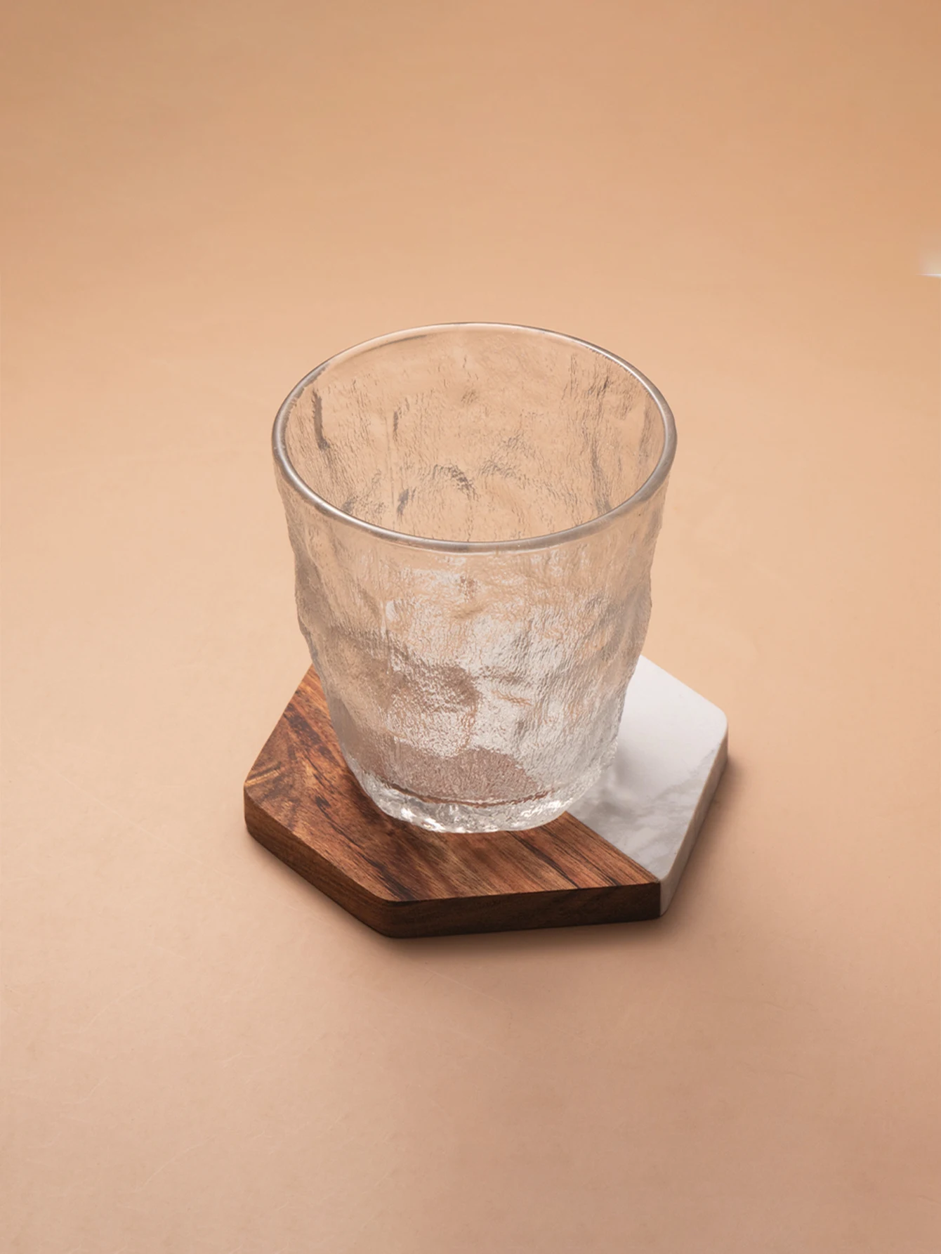 

4PC Handmade Hexagonal Coasters Wood Marble Fusion Non Slip for Kitchen Countertop Drink Parties Modern Cup Mats Essential