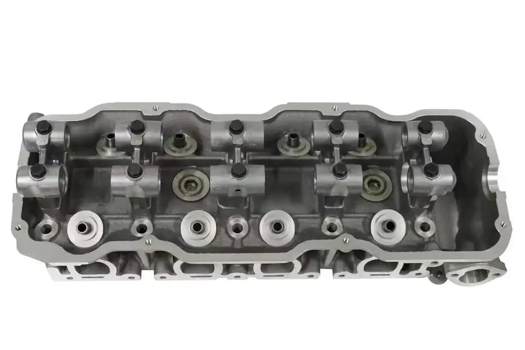 Spare Auto Part Engine Z24(8Spark Hole) Cylinder Head OEM 11042-1A001 For Niss-an