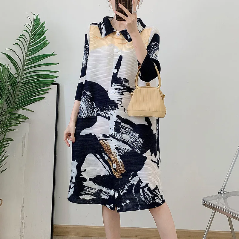 Miyake Factory Direct Sales 2025 Spring And Summer New Pleated Fashion Print Cardigan Lapel Dress Women Casual Dress