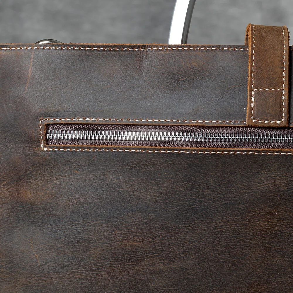 S.WORKER Schlichte Herrenhandtasche aus Vollnarbenleder | Klassische Herren-Aktentasche – Detail 11