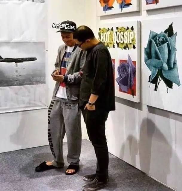 

Модные повседневные брюки для пар с эластичными манжетами на подкладке, прямые длинные брюки, уличная одежда, молодежная энергия, черный...