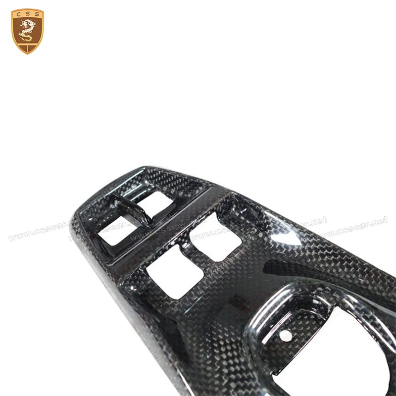 Per Ferrari 488 GTB OEM Style Car Pulsante di controllo centrale Interruttore Pannello di copertura con base Accessori interni in fibra di carbonio a secco