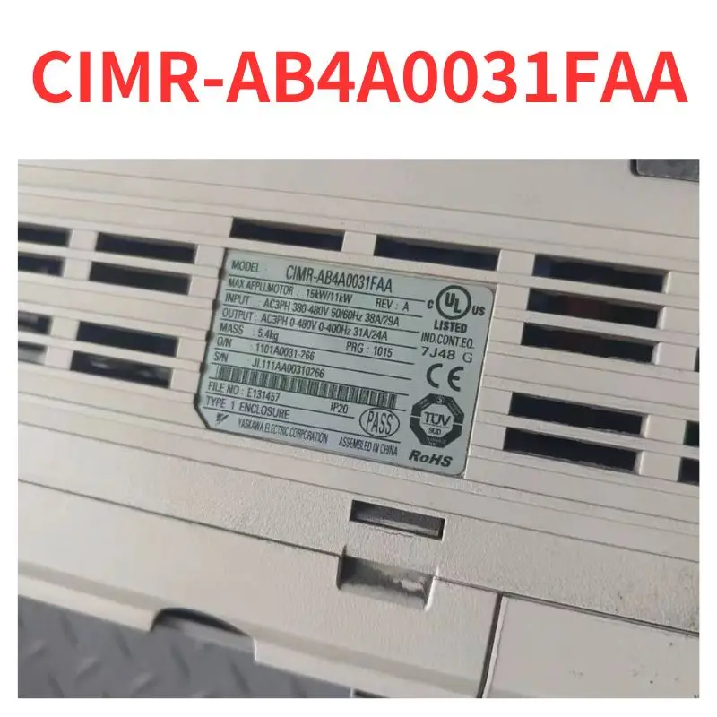 

90% new CIMR-AB4A0031FAA frequency converter tested OK