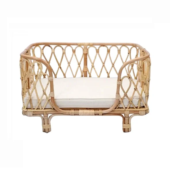 

High Quality Hand-woven Eco friendly Wicker Dogs Cats Animal Houses Natural Rattan Pet Beds