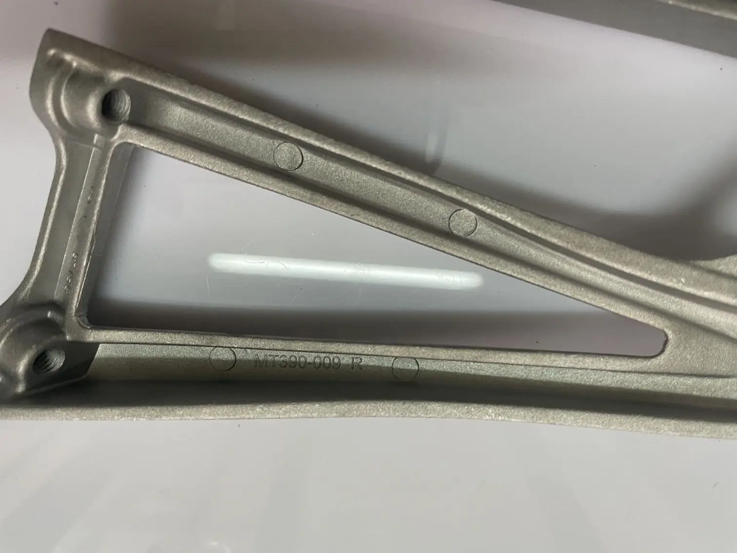 Рисунок 3 - Задняя подставка для ног