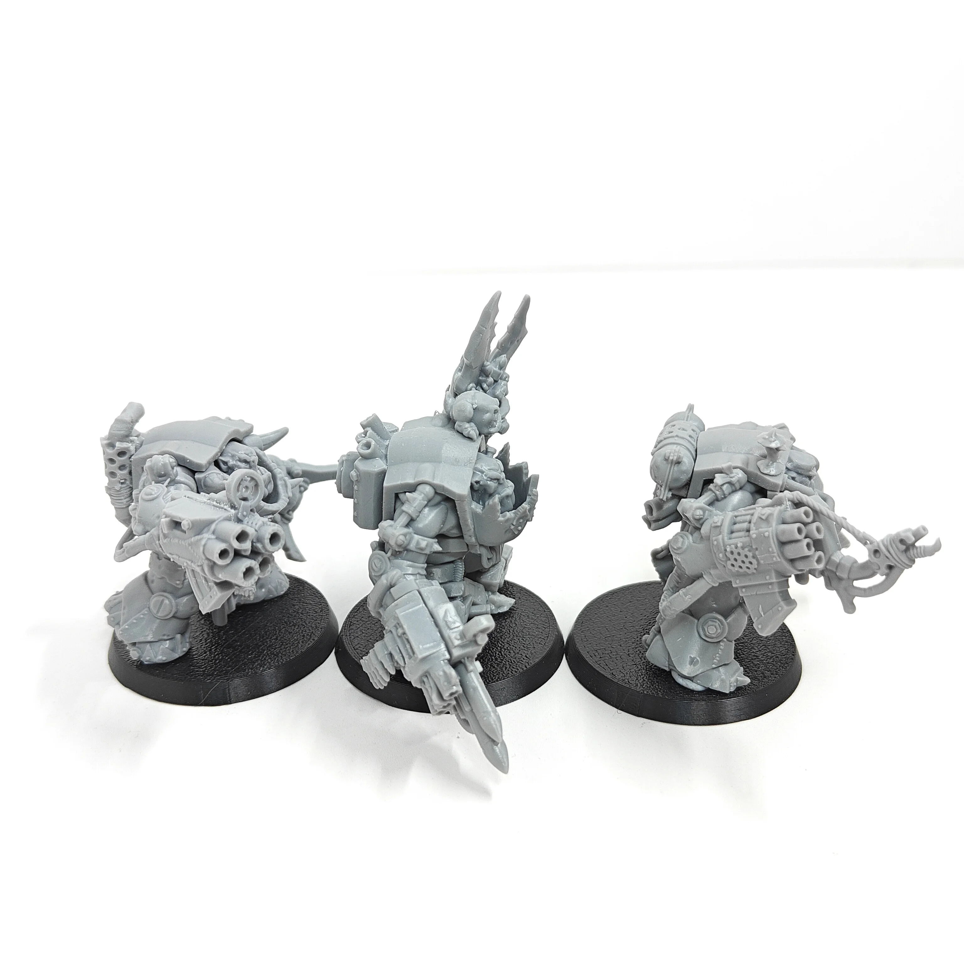 Garagenbausätze Wargame Orc Ork Harzbausätze Figur unbemalte Miniaturen (3 Figuren) zw612