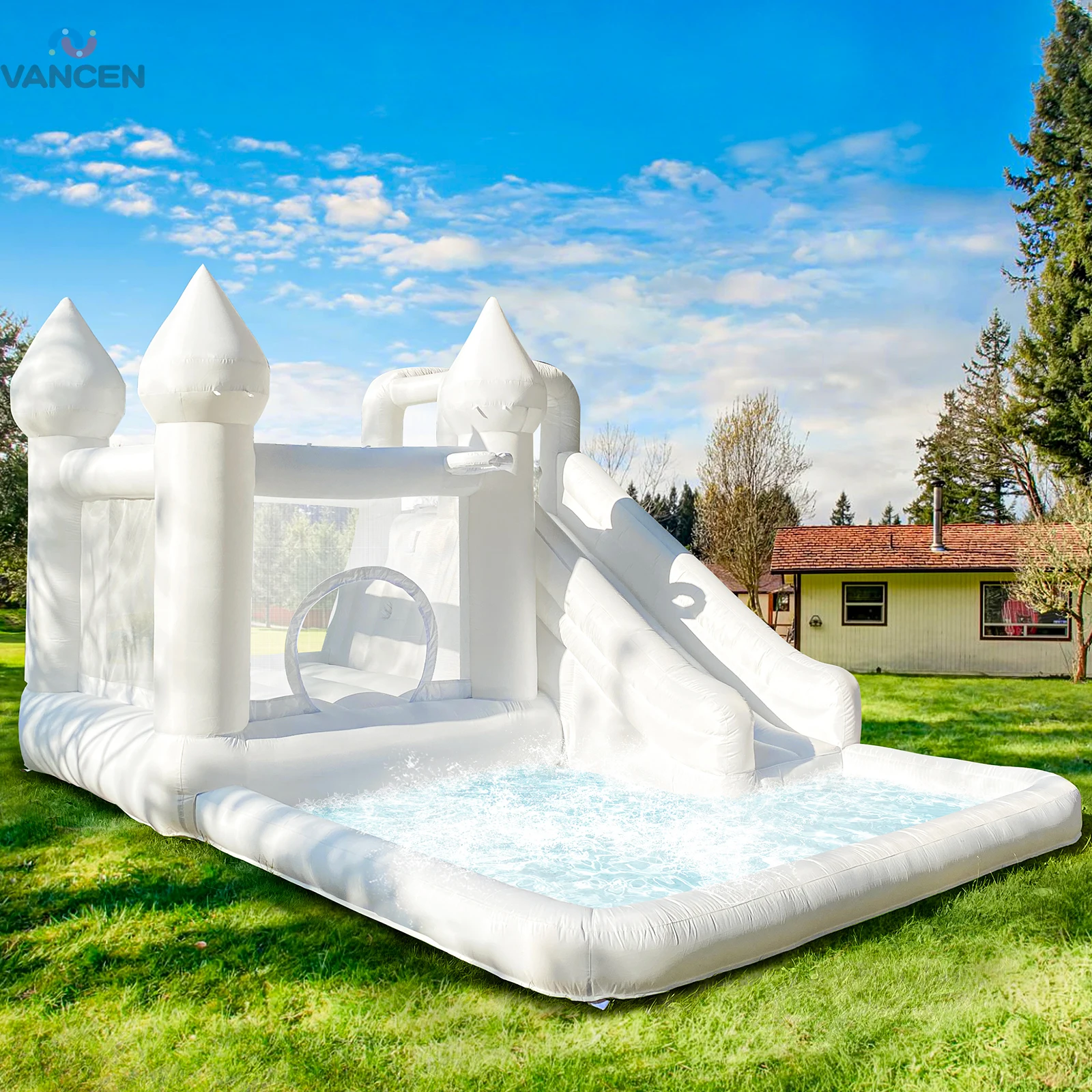 

Надувной батут Spire‑Top белого цвета длиной 14 футов с горкой, большим бассейном с шариками и игровой зоной в центре, прочный и портативный, идеально подходит для вечеринок.