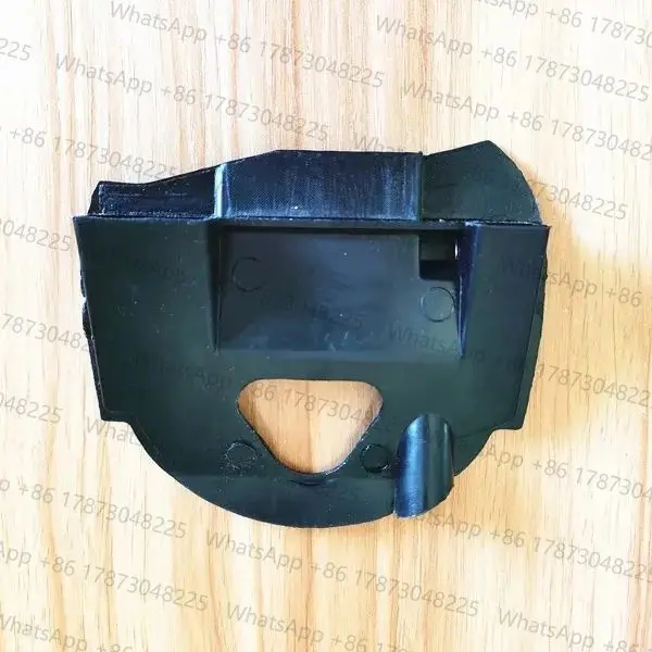 G621 Air filter housing base for Zenoah chainsaw G621 G621AVS 6200 662 chain saw air cleaner bracket clearance support plate
