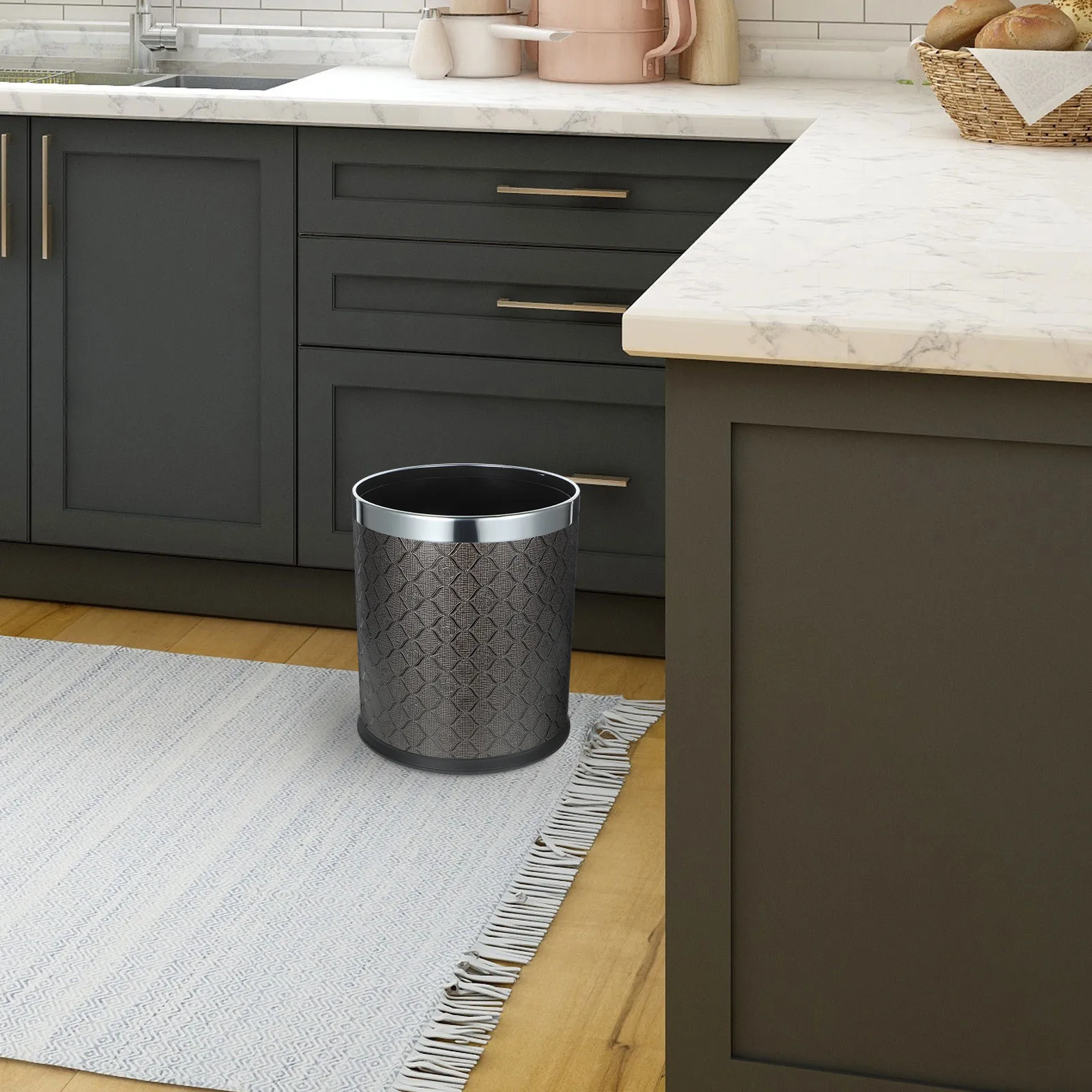 

Modern Plastic Garbage Can Multi-Use Large Opening Sturdy Structure Simple Design for Bedroom Bathroom Kitchen Office Hotel Home