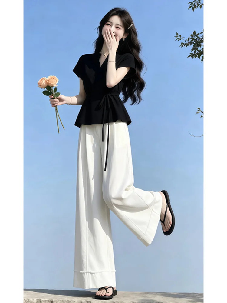

Casual V-neck Short-sleeved Top Wide-leg Pants Two-piece Set Women's Fashion 2026 New Arrival Breathable Comfortable Summer O...