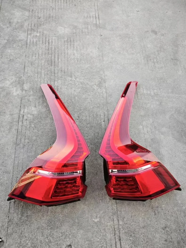 

Задний фонарь XC60 подходит для Volvo Xc60, стоп-сигнал 2018-2022, 31420428 31689690, оригинальная использованная высококачественная версия для ЕС 2025