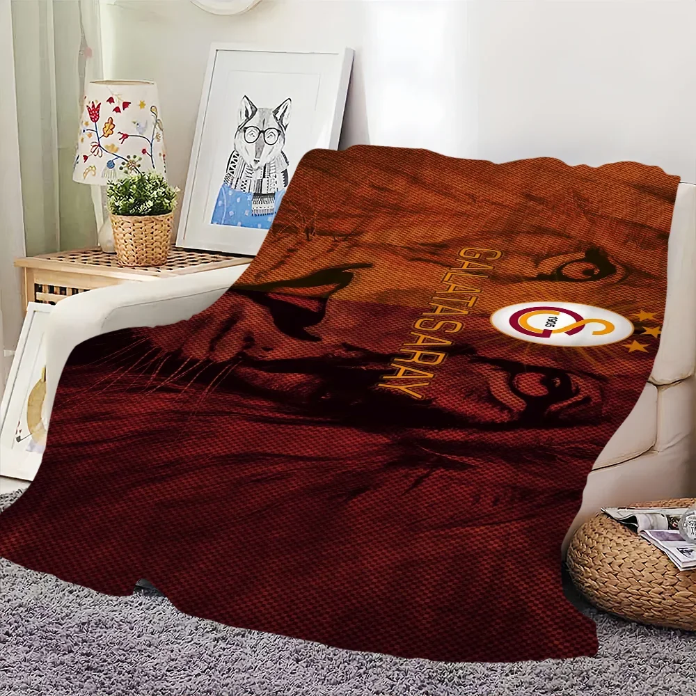 

Galatasaray Football Club Plush Throw Blanket Soft Warm SkinFriendly Comfort for Sofa Living Room Office Bedroom