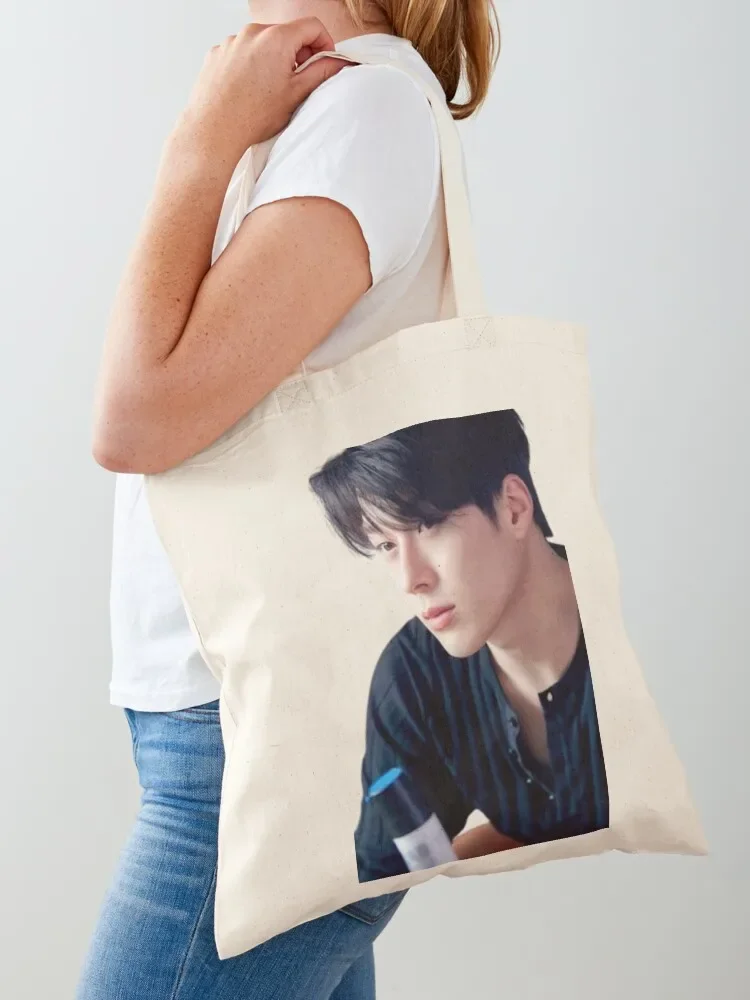 Jang Ki-Yong Tote B…