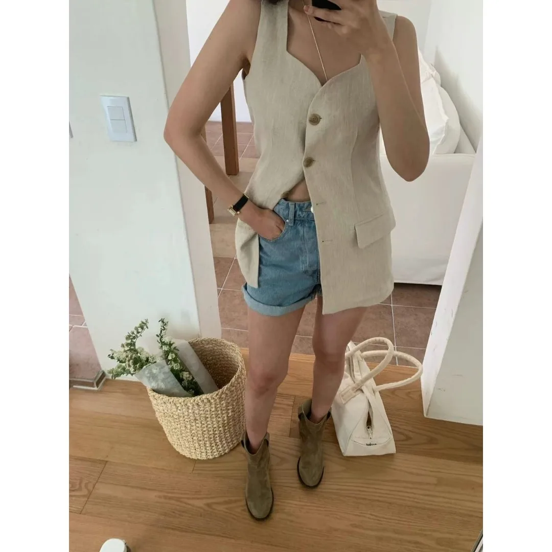 

2026 Summer New Fashion Commuter Square Collar Vest with Elegant Short Length Single Button Pure Color Workwear