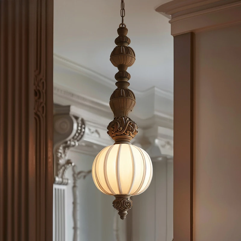 フレンチアンティークシャンデリア、寝室ベッドサイド廊下入り口、レトロな小さなシャンデリア、わび砂風丸太色彫刻