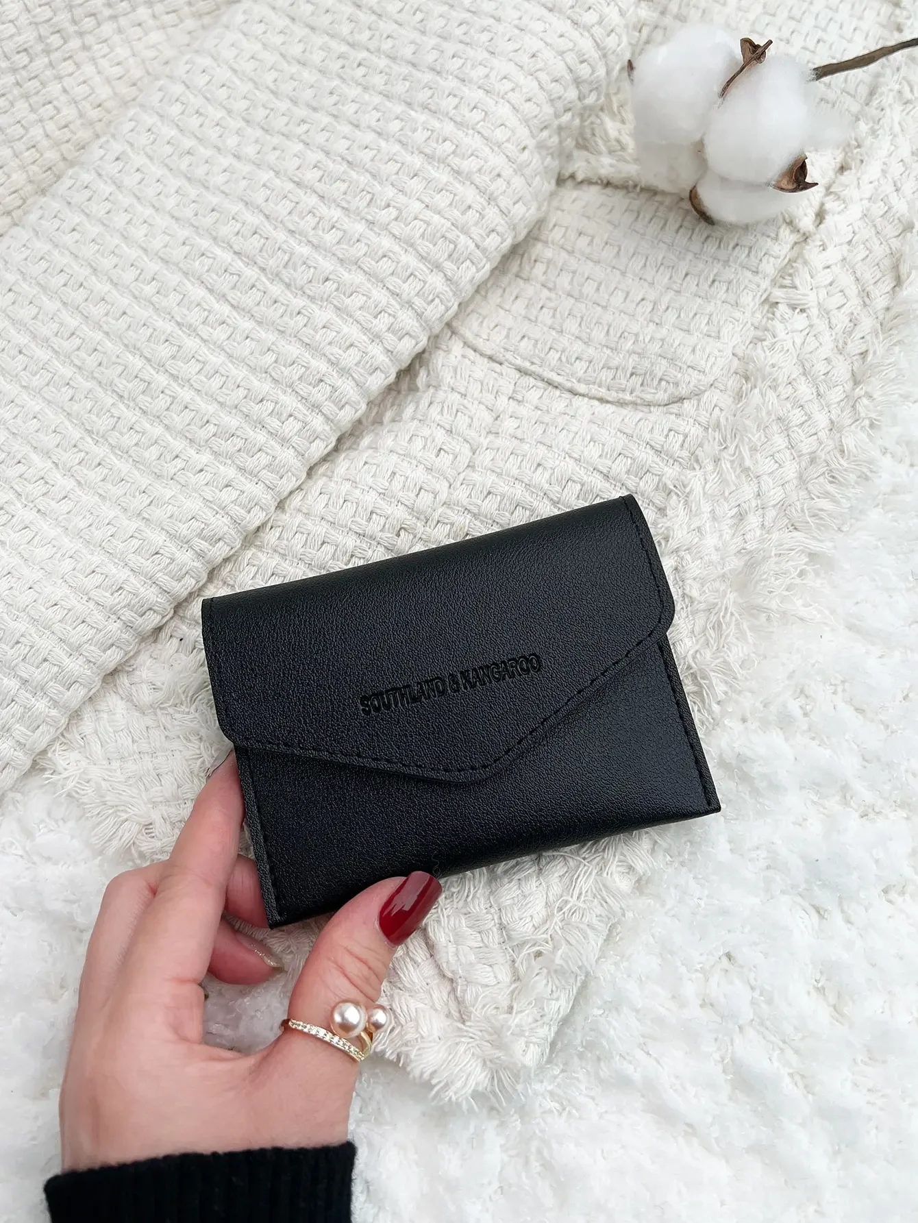 

SOUTHLAND&KANGAROO Letter Detail Flap Small Wallet Lightweight Portable Card ID Card White-Collar Workers For Female For Holiday