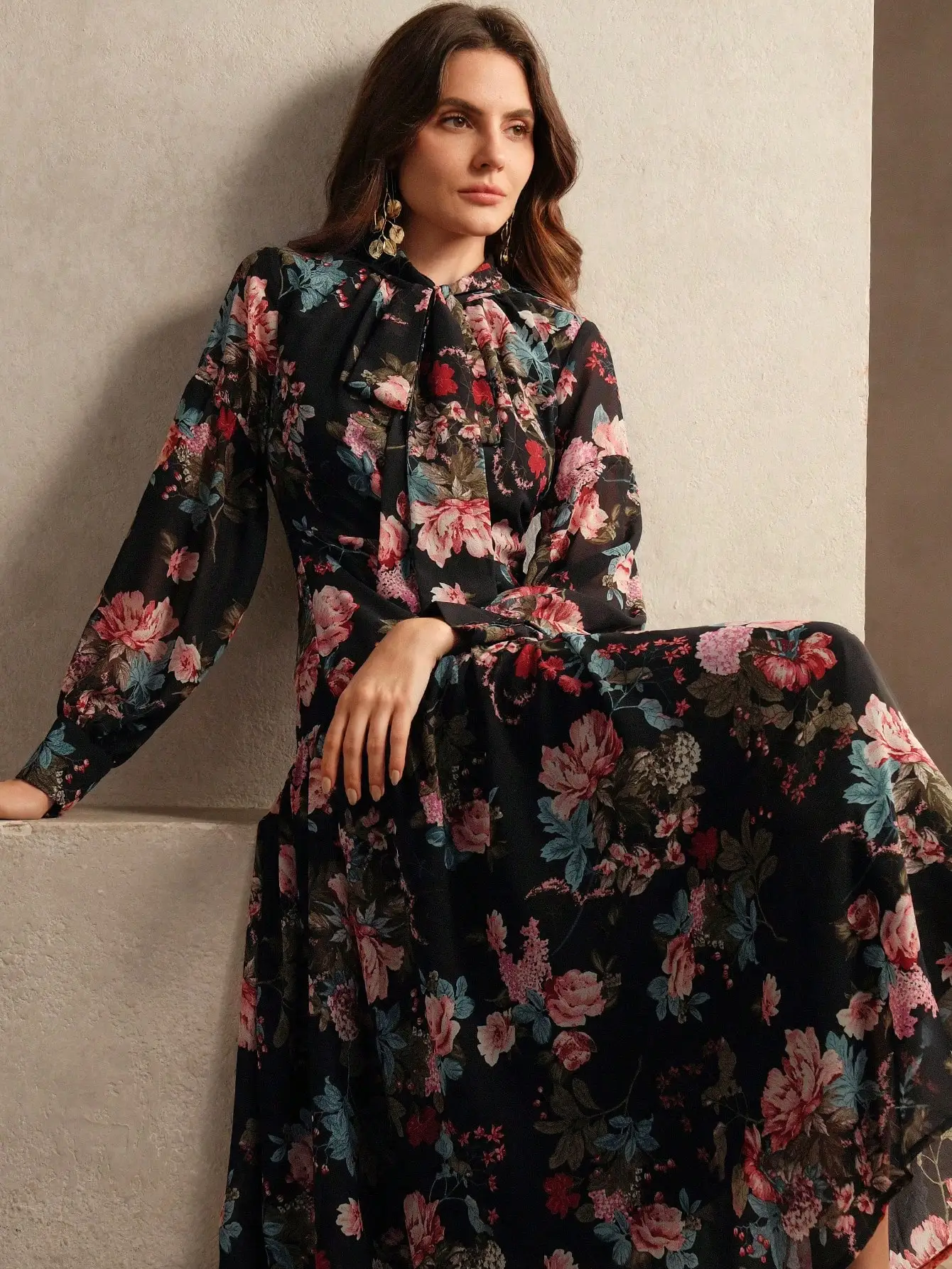 

Women's Floral Print Maxi Dress with Bow Neck and Long Sleeves