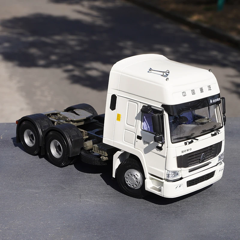 

1:24 Original Heavy Duty Truck Howo 336 Car Model Howo HOWO Tractor Trailer Car Model Truck Alloy Model