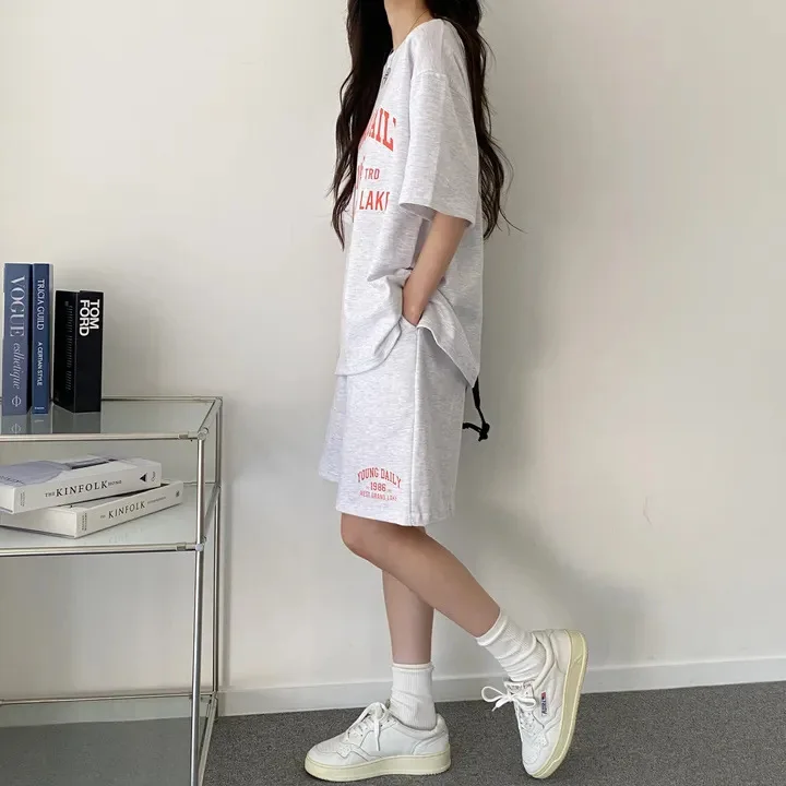 Estate alla moda coreana donna casual sport 2 pezzi pantaloncini larghi set moda cotone dimagrante girocollo manica corta 2 pezzi abiti