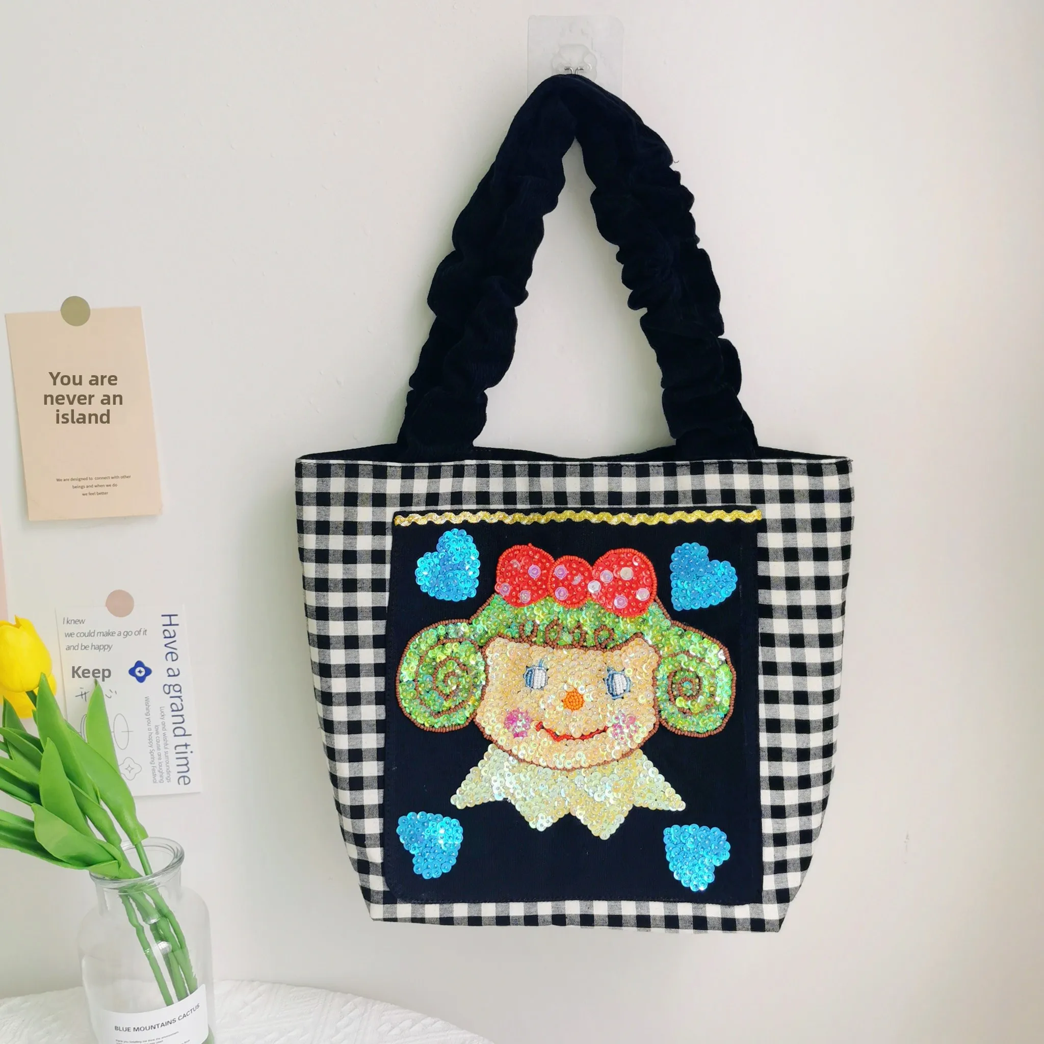 

Handmade Embroidered Canvas Girls Handbag Curly Hair Design Clutch oulder Bag Magnetic Closure Foldable Casual Faion