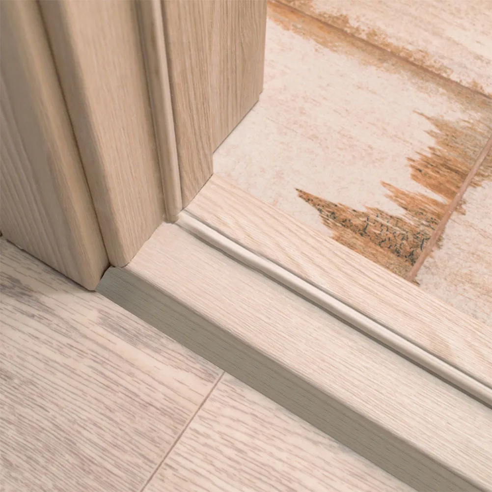 Zelfklevende vloerovergangsstrip 2m grijze houtnerf Duurzame deurdrempelnaad die vloerenovergang bedekt