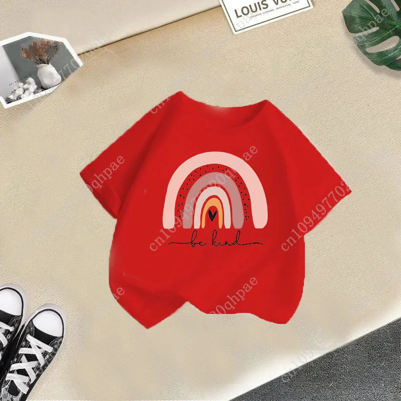 الموسم الجديد للفتيات جولة الرقبة قصيرة الأكمام الطفل إلكتروني نمط مطبوعة أعلى الفتيات رسالة الصيف الملابس الاتجاه ملابس الاطفال