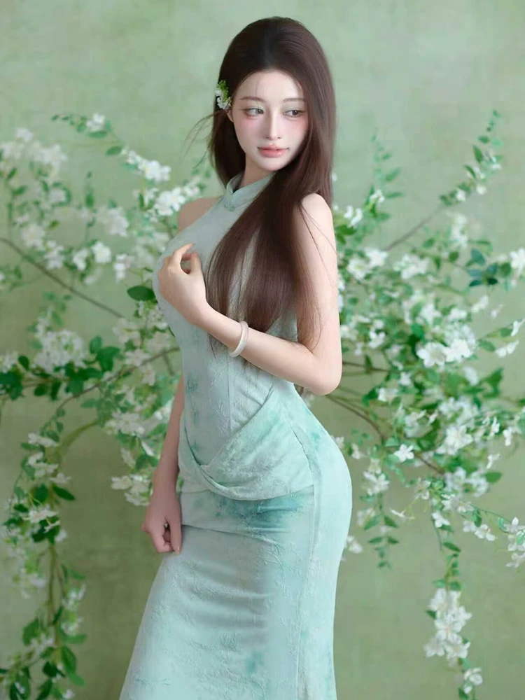 

New 2026 Retro Gentle Chinese Style Photography Clothes Portrait Art Photo Studio Cold Tone Pure Desire Artistic Portrait