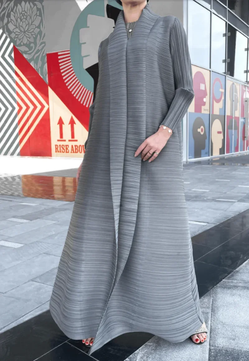 Abaya Mosong Fashion Miyake Pleated 2024 Trench Coat Retro Design Loose Cardigan Luxury Robes Women