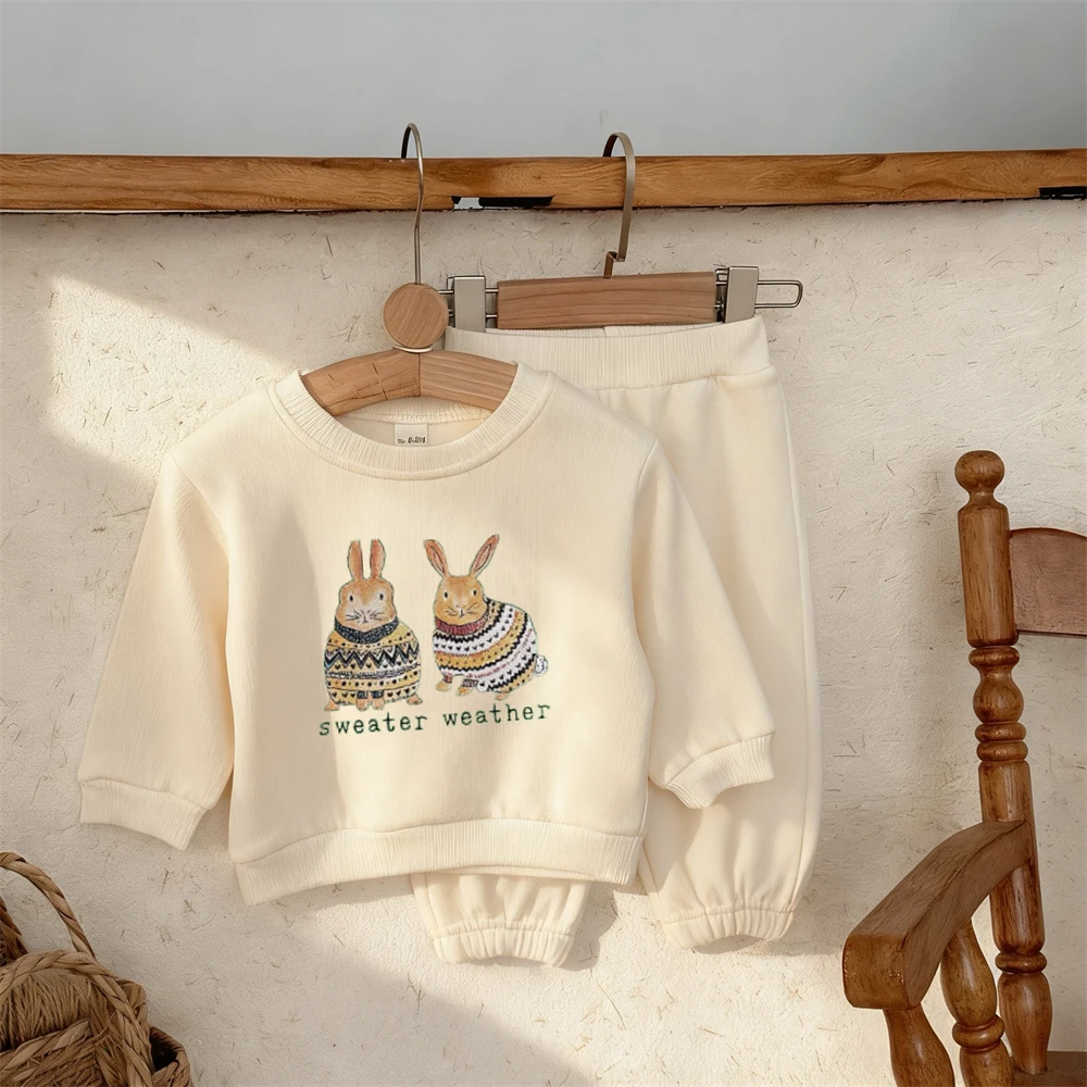 البيج الدعاوى زهرة أرنب الطباعة بلوزات بلوزات متعددة الاستخدامات 2026 الطفل أوائل الخريف زي لطيف هوديي Sweatpants دعوى