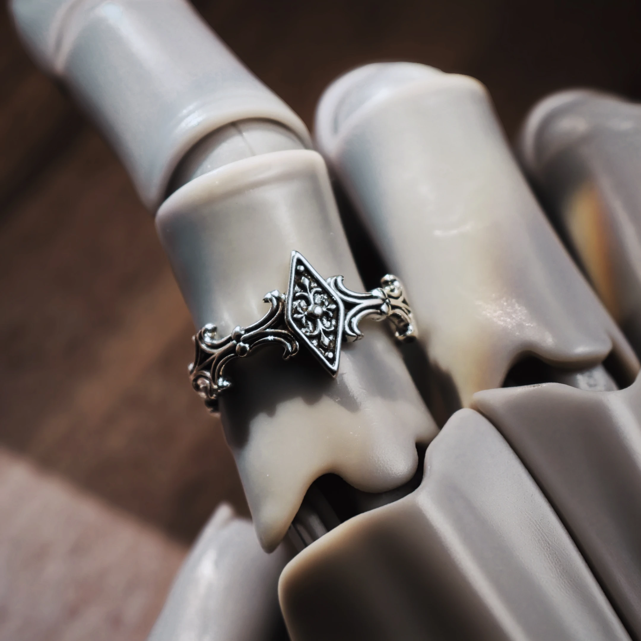 Retro Iris Kreuz Rhombus Verstellbarer Offener Ring für Männer Versilbertes Messing Gothic Punk Edgy Schmuck Unisex Accessoires Cooles Geschenk – Detail 11