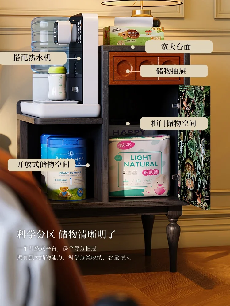 طاولة بجانب السرير من الخشب الصلب الفرنسي القديم، وأريكة غرفة المعيشة على طراز العصور الوسطى وخزانة جانبية وغلاية متكاملة من الجانب قليلة #2