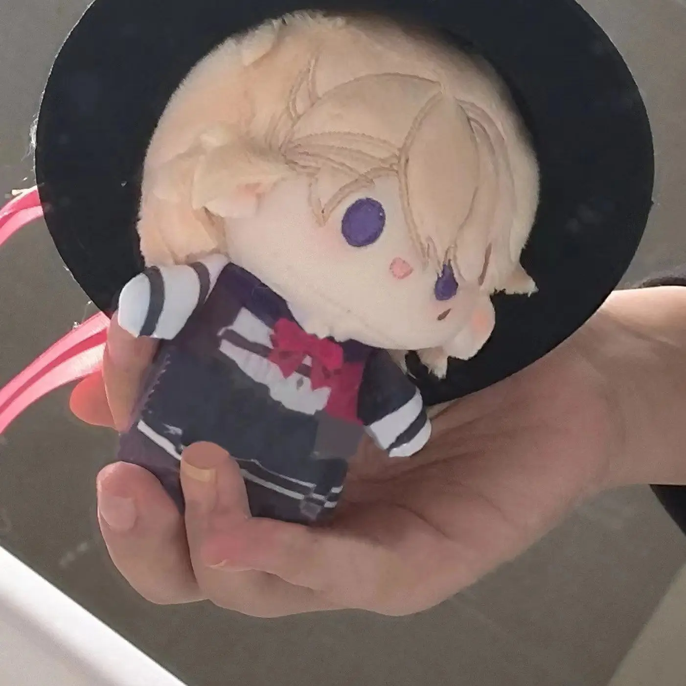 

10cm Anime Genshin Impact Lyney Plushie Stuffed Doll Toys Lyney Plush Backpack Pendant Keychain Kawaii Doll Birthday Xmas Gifts