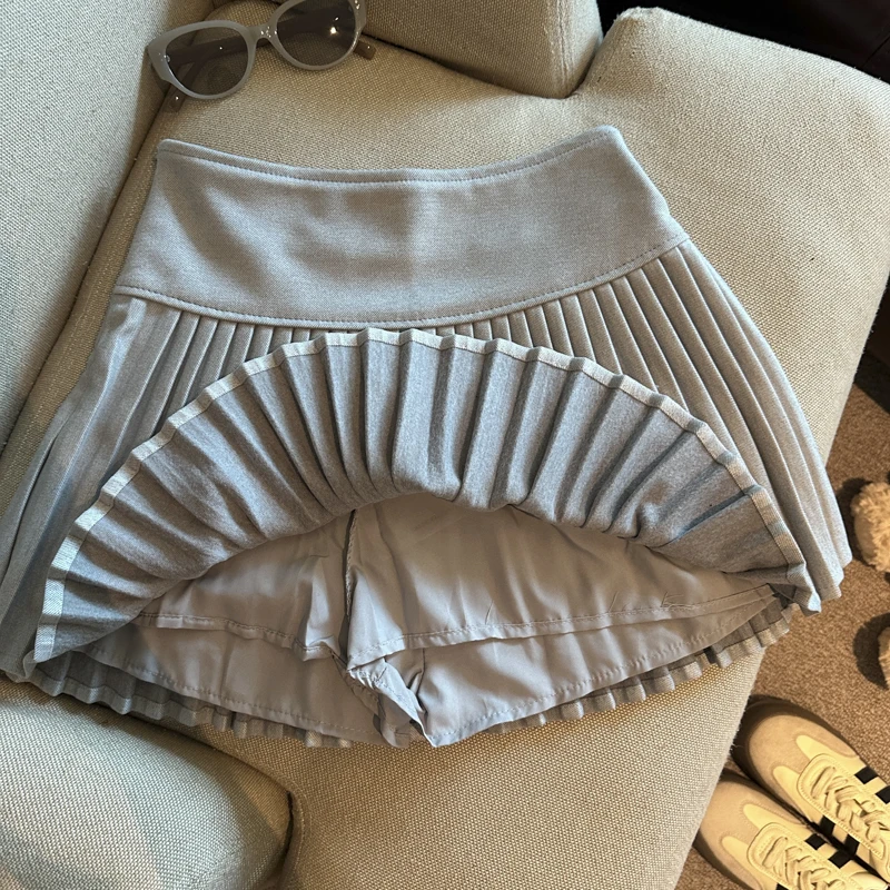 Autumn And Winter Solid High Waisted Vacation Pleated Skirt Women Elegant College Style Versatile Sexy Short Skirt Simple Trendy