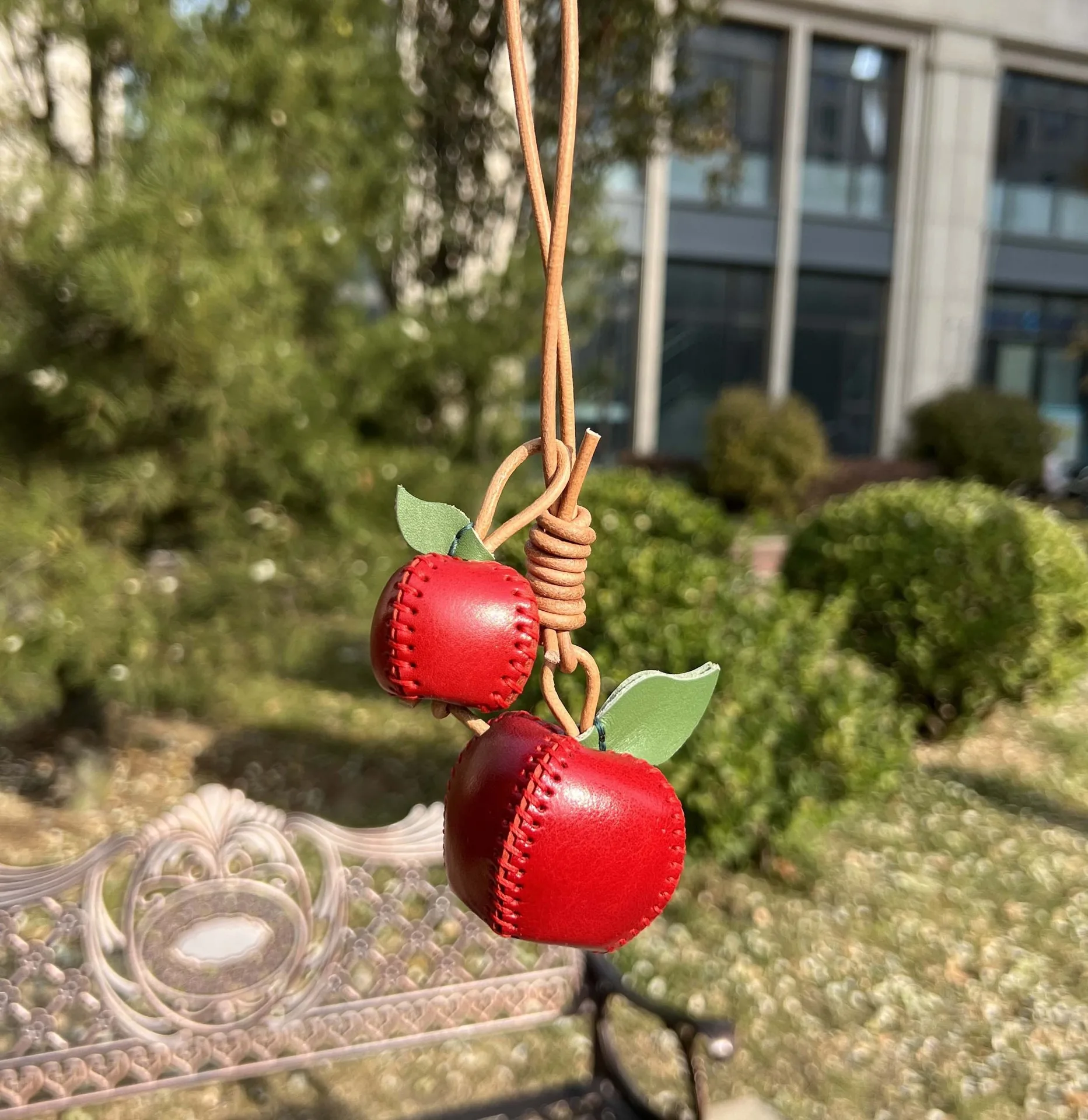 Handgefertigte Anhänger aus echtem Leder, geeignet für Taschen, Handtaschen, Rucksäcke, niedliche Ledertaschenanhänger, Obst-Schlüsselanhänger-Zubehör – Detail 15