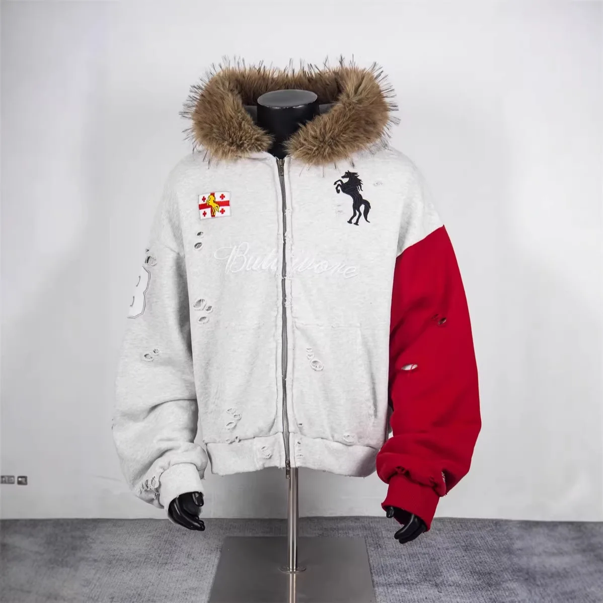 

Protocol index Embroidery Washed Fabric Restoration Cut holes Fur collar Hood Zipper Loose-fitting Shirt Trendy