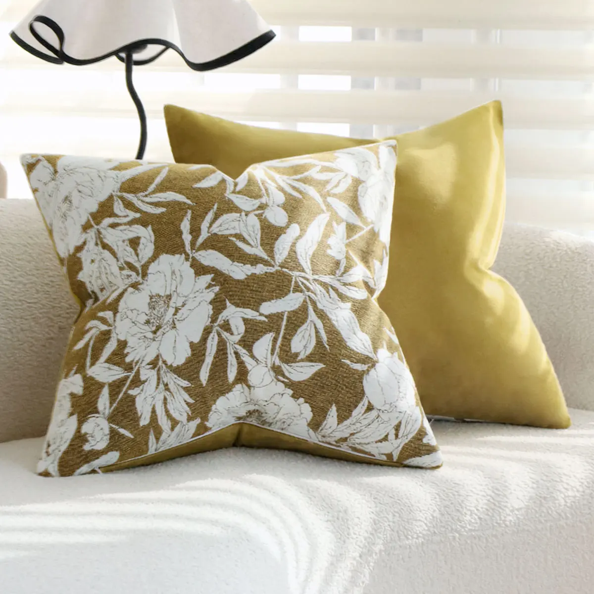 Luxury Chenille Jacquard Throw Pillow Cover 45x45cm Black Mustard Yellow Peony Flower Cushion Cover Retro Sofa Living Room Decor
