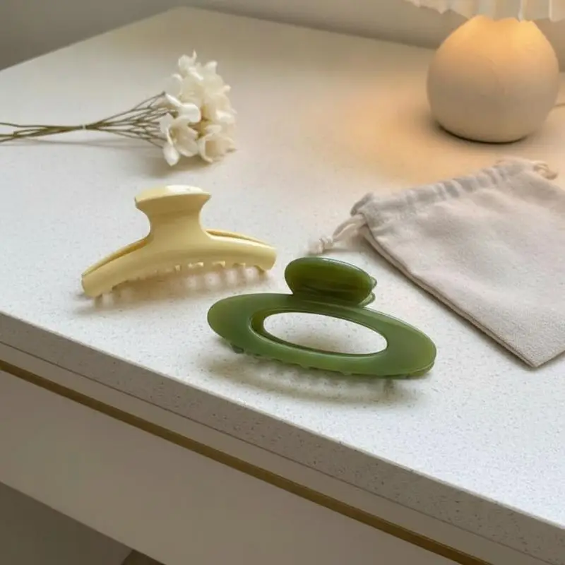 Hair Claw Jelly Green Geometric Hollow French Ellipse Arc Durable Strong Hold Hair Clip for Girls Outdoor Shopping view 2