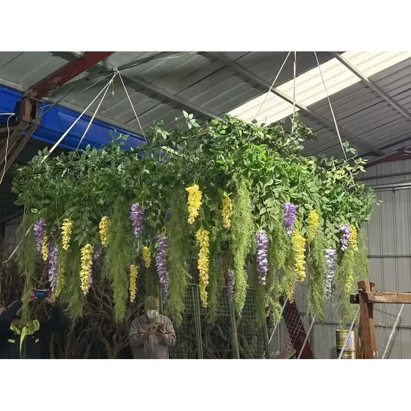 Artificial Green Plastic Plant for Indoor Outdoor Garden Decor Christmas Thanksgiving Halloween Holiday Wall Hanging