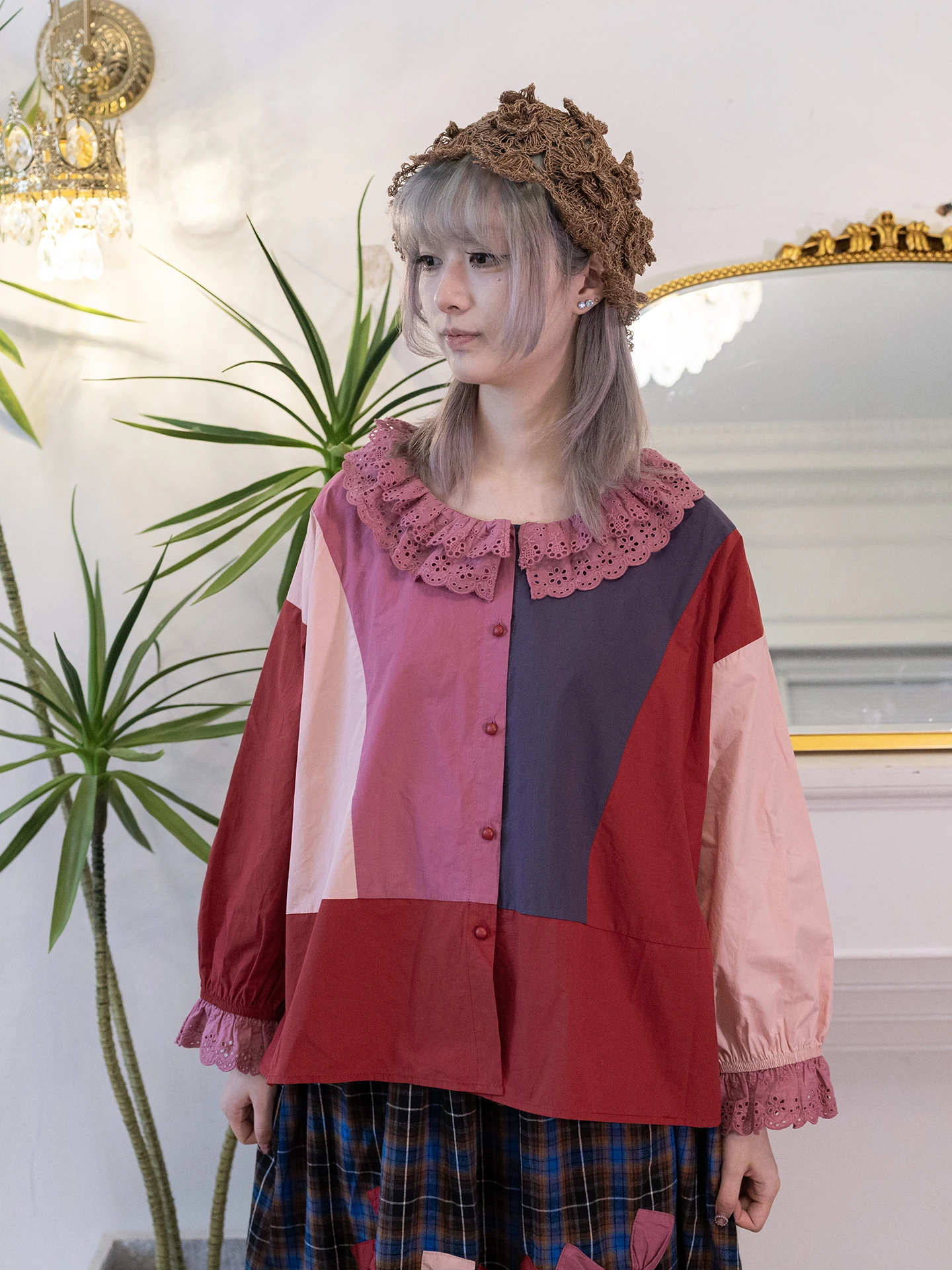 

Лимитированная серия: Ретро-блузка с четырехцветным пэчворком и кружевным воротником от Wannwu Dadanako, женская модная хлопковая блузка с длинным рукавом и круглым вырезом.