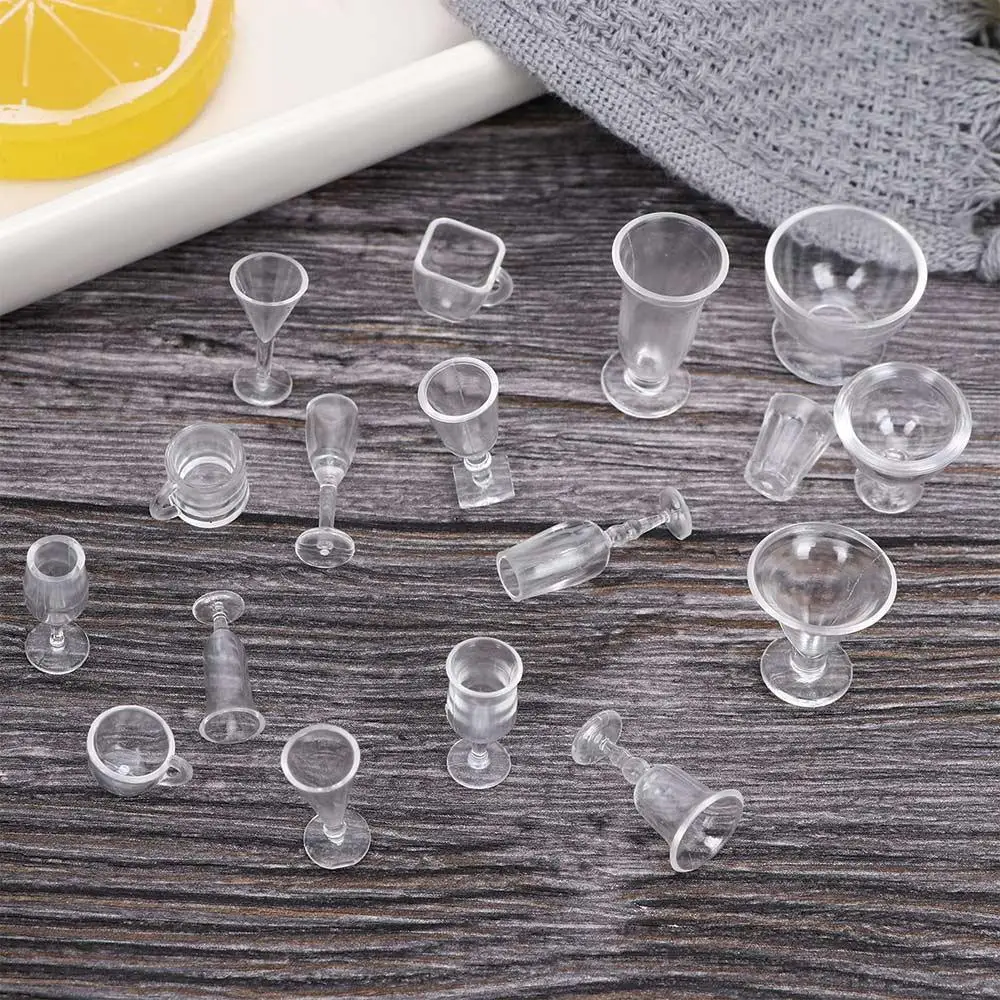 

17pcs/Set Plastic DIY Toy Tableware Goblets Plate Cups Decor Dish Mini