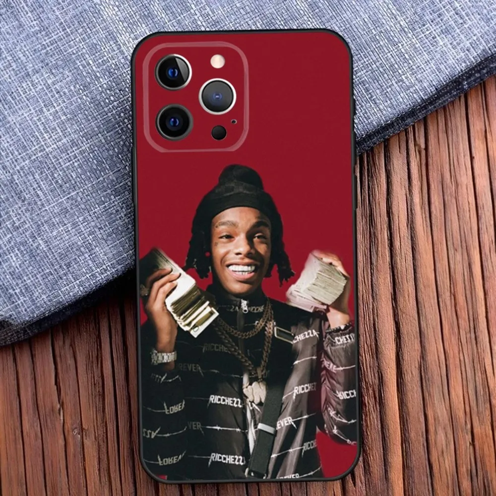 حافظة هاتف YNW Melly Rapper لهاتف iPhone 16,15,14,13,12,11,Pro,X,XS,Max,XR,Plus,غطاء أسود ناعم صغير