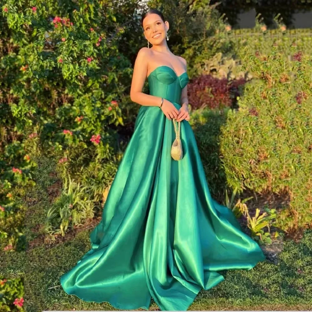 

Green Strapless Satin Side Split Elegant Sawetheart Backless A Line Evening Dress for Women Prom Party Gown Floor Length