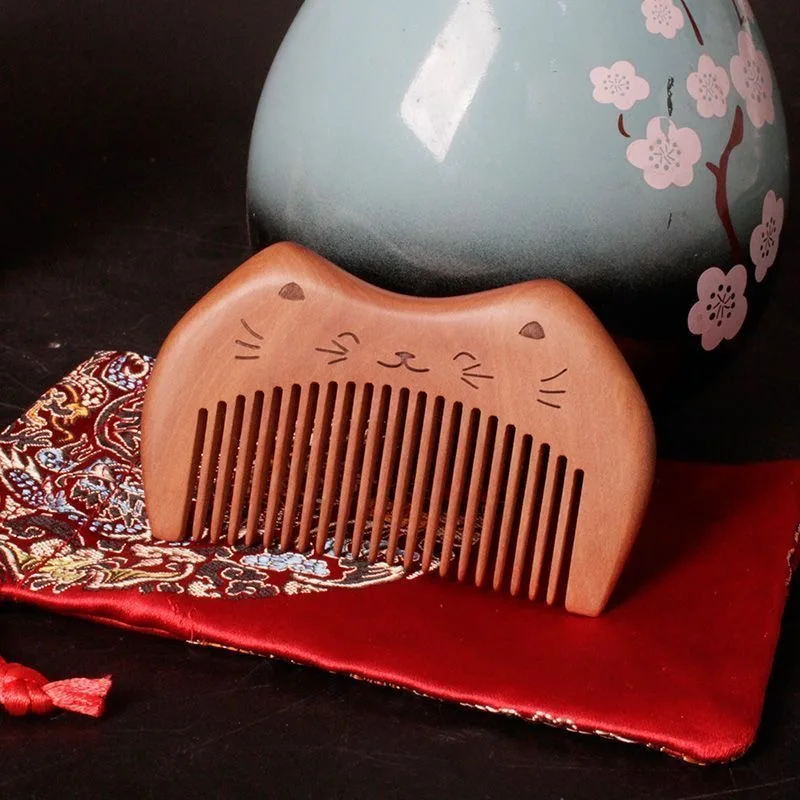 Cute Cat Shape Wooden Comb Natural Sandalwood Anti-static Massage Hair Brush Women Daily Hair Care Tool